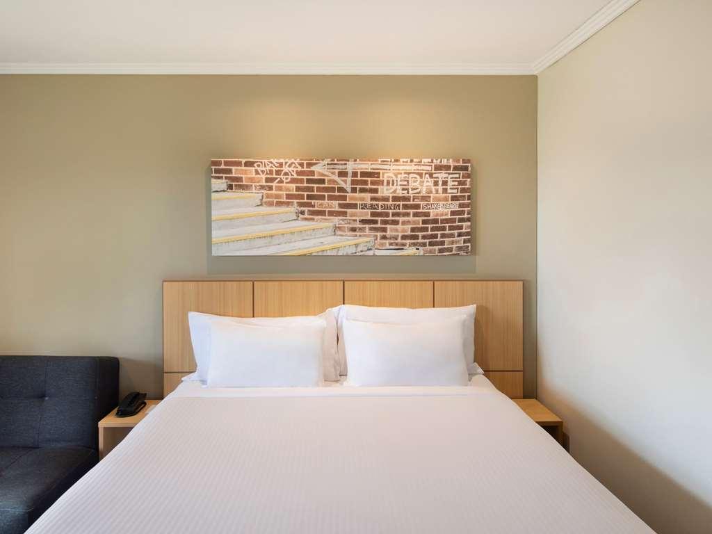 Mercure Sydney Macquarie Park Room photo