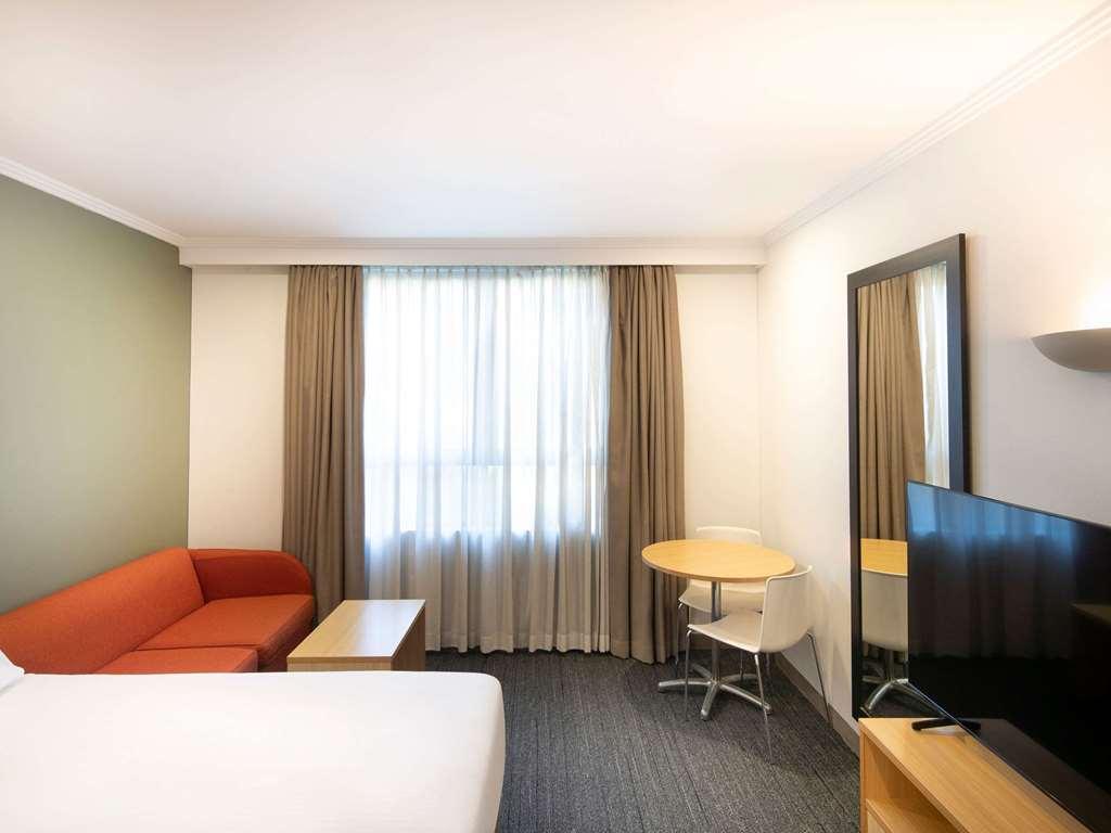 Mercure Sydney Macquarie Park Room photo